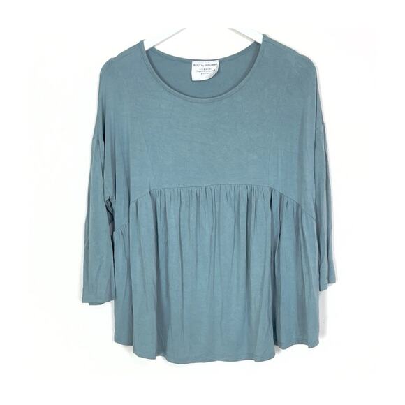 Built by Dreamers Top - Picture 1 of 3